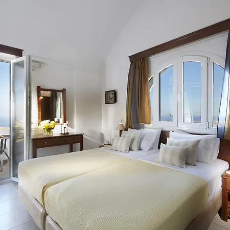 Hotel Milos 4*
