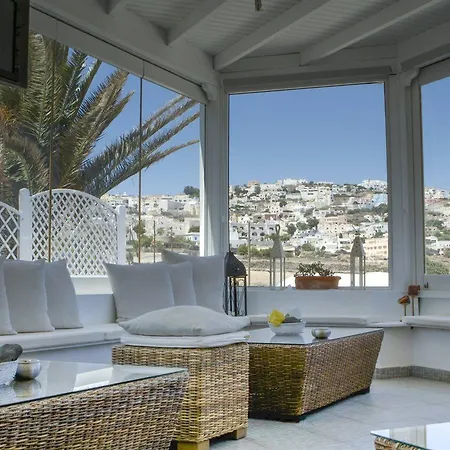 Hotel Milos